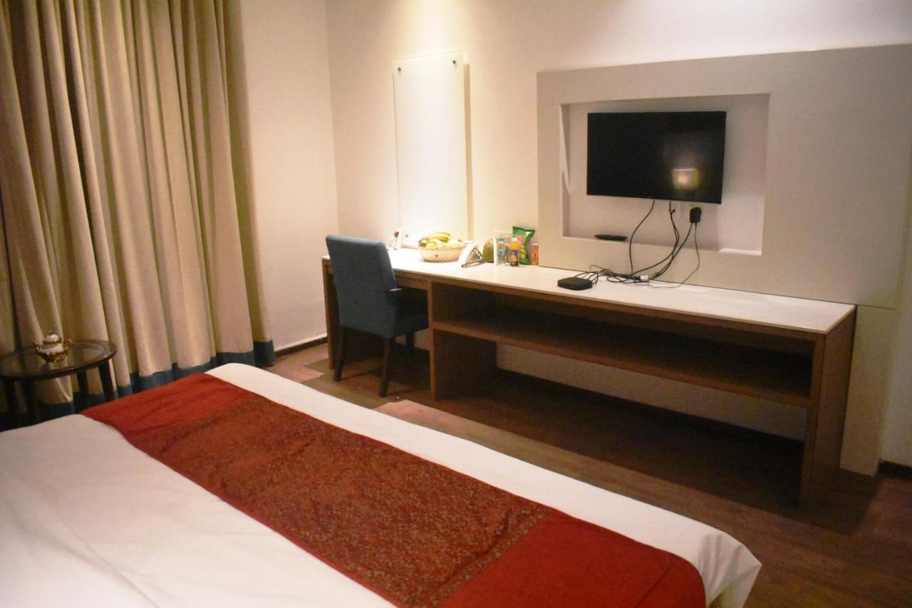 Lemonwood Suites By F9 Hotels - Trivoli Garden Chhatarpur نيودلهي المظهر الخارجي الصورة