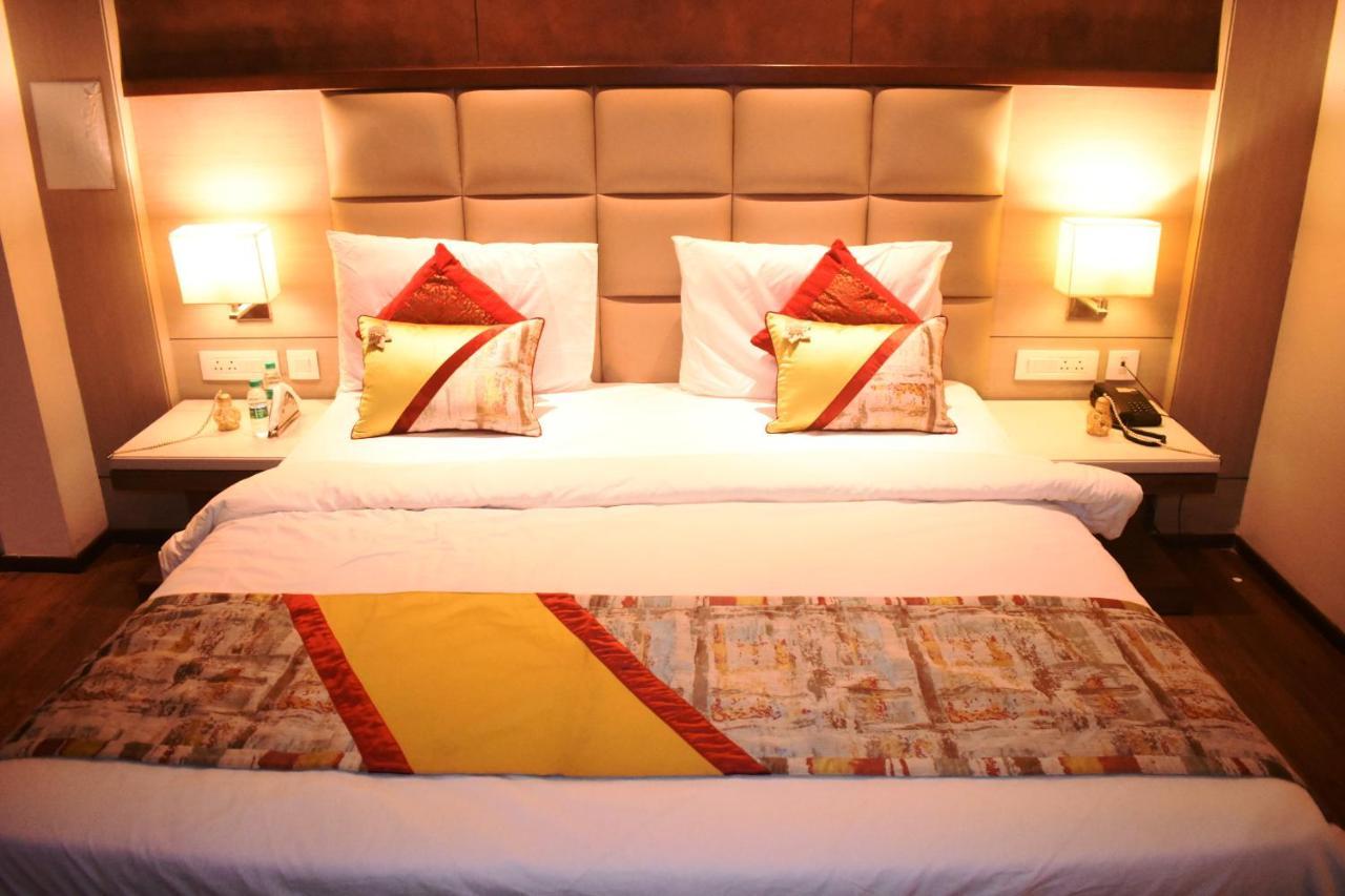 Lemonwood Suites By F9 Hotels - Trivoli Garden Chhatarpur نيودلهي المظهر الخارجي الصورة