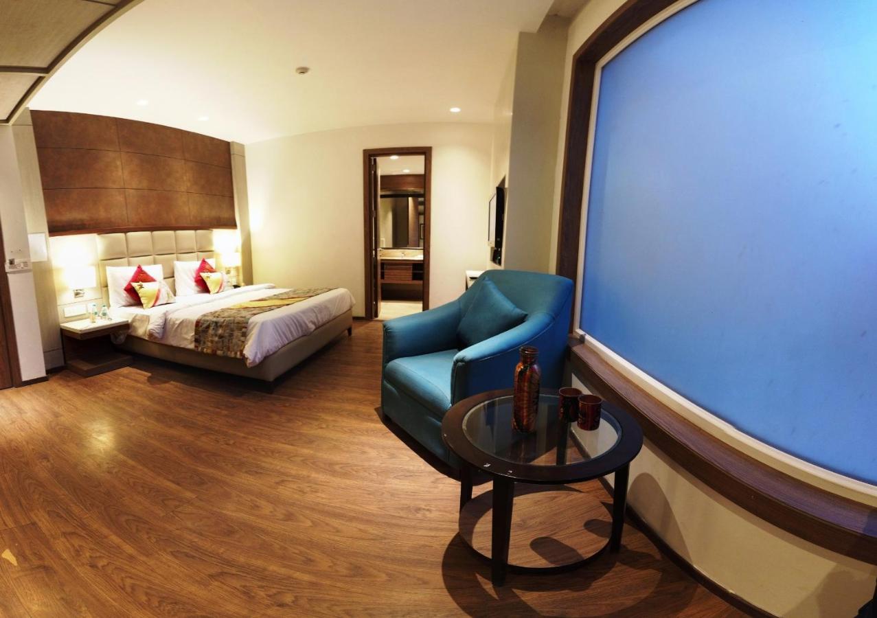 Lemonwood Suites By F9 Hotels - Trivoli Garden Chhatarpur نيودلهي المظهر الخارجي الصورة