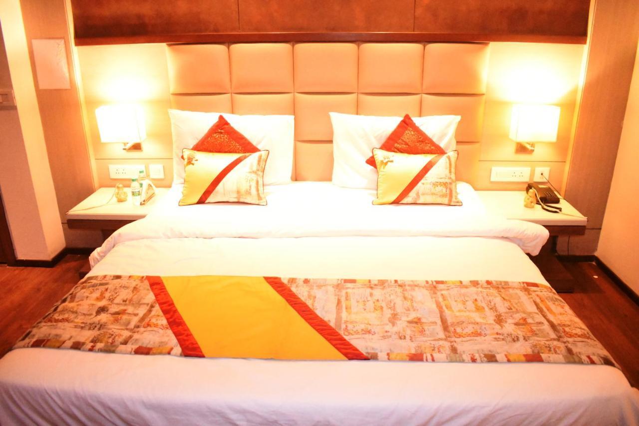Lemonwood Suites By F9 Hotels - Trivoli Garden Chhatarpur نيودلهي المظهر الخارجي الصورة